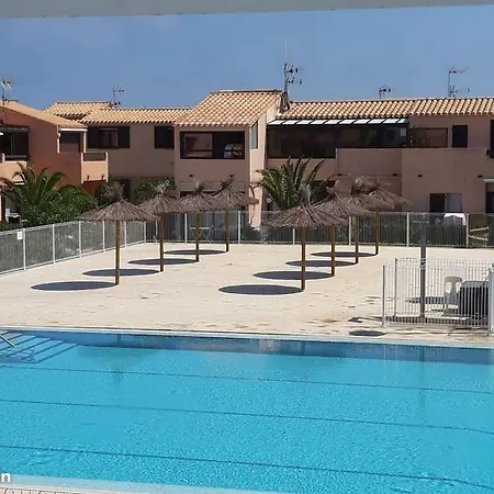 Apartment En Naturiste En Bord De *