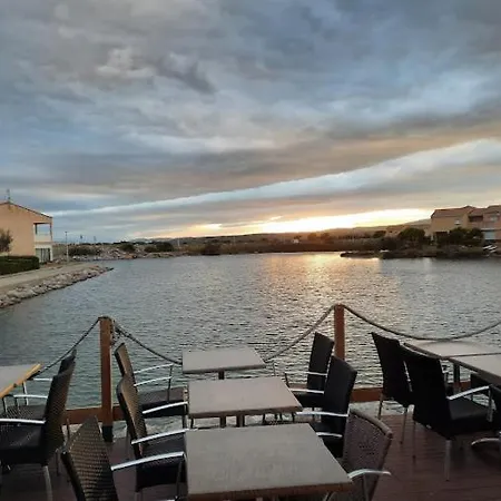 Apartment En Naturiste En Bord De Leucate